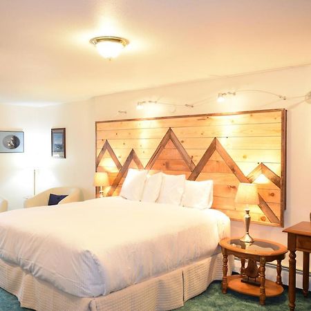 Alaska House Of Jade Bed And Breakfast 앵커리지 외부 사진