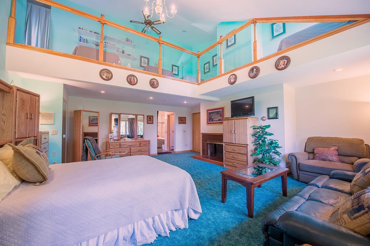 Alaska House Of Jade Bed And Breakfast 앵커리지 외부 사진